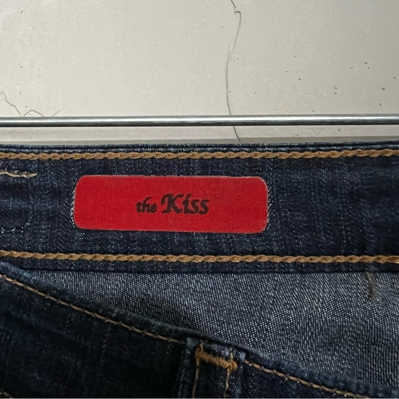 AG Adriano Goldschmied The Kiss Low Rise Dark Indigo Bootcut Denim Jeans - Picture 7 of 12